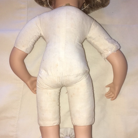 Vintage Red Riding Hood Porcelain Doll in Original Box - Picture 8 of 12